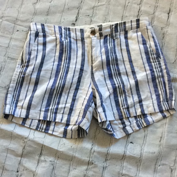 3/$15 Old Navy shorts striped women’s size 6 30” - Picture 1 of 5